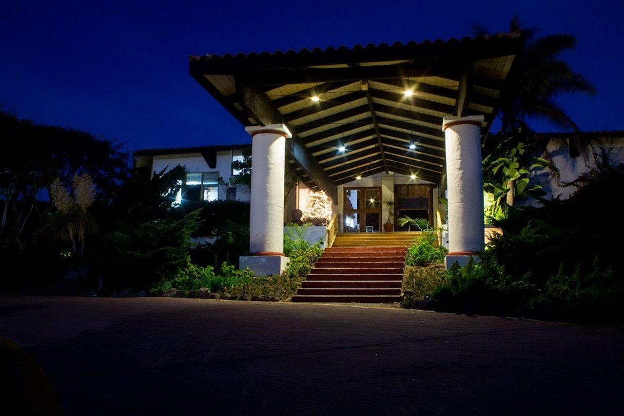 Отель Hacienda Bajamar Ла-Мисьон Экстерьер фото